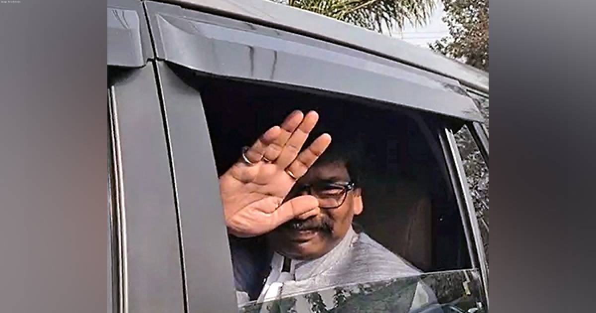 Former Jharkhand CM Hemant Soren brought to ED office for questioning